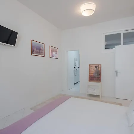 Belle Donne Apartment *